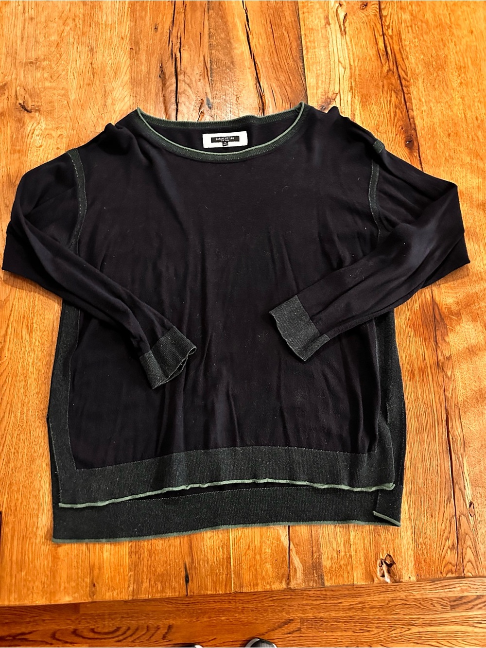 Lafayette 148 New York colorblock trim lightweight knit sweater